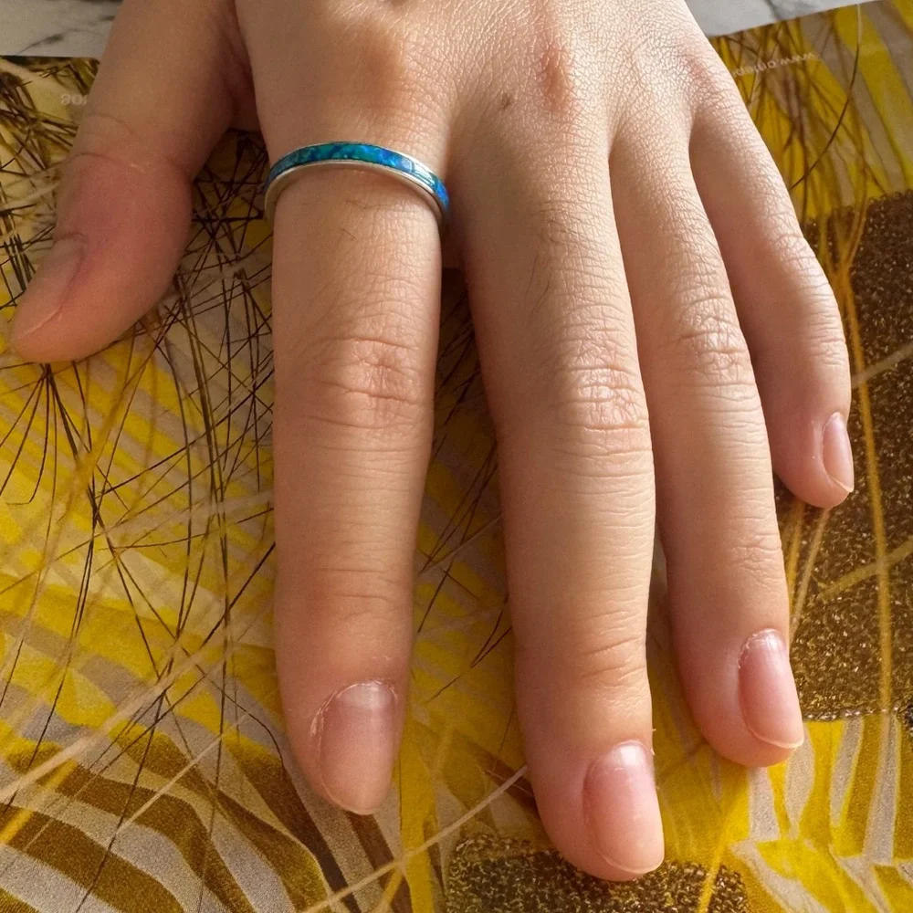 925 Sterling Silver Blue -Opal Inlay Band Ring -  Jewelry Size: 7”